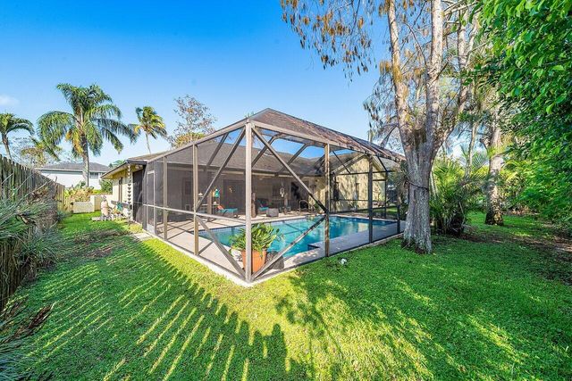 1510 Firethorn Drive, Wellington, FL 33414