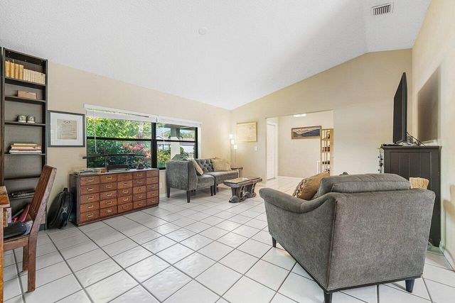 1510 Firethorn Drive, Wellington, FL 33414