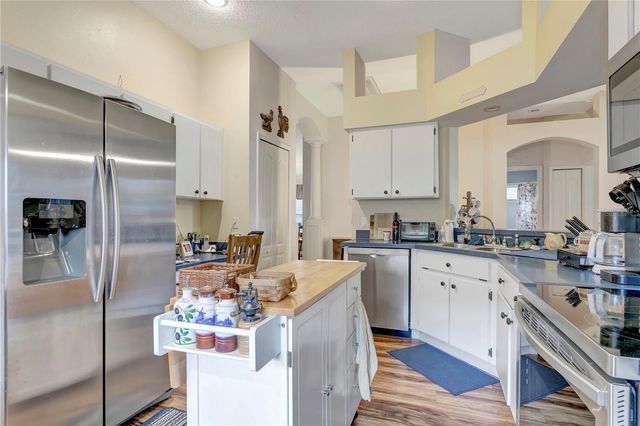 3049 BEAVER POND TRAIL, Valrico, FL 33596