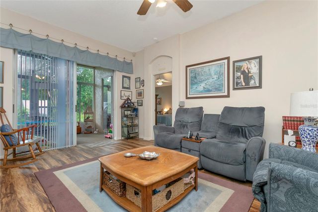 3049 BEAVER POND TRAIL, Valrico, FL 33596