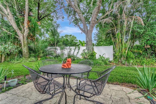 3049 BEAVER POND TRAIL, Valrico, FL 33596
