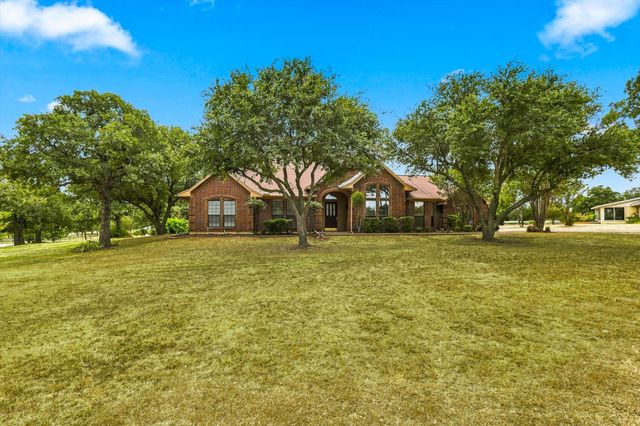 1332 Rolling Acres Drive, Argyle, TX 76226