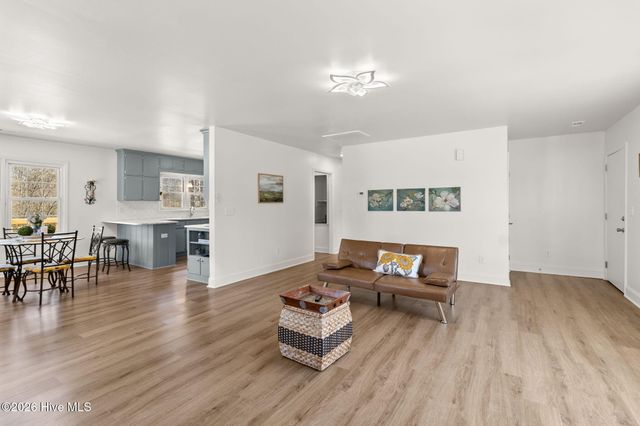 95 Windsor Street, Goldston, NC 27252