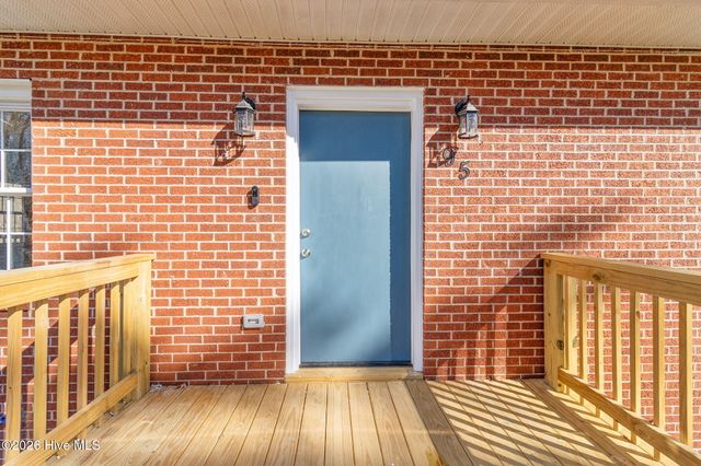 95 Windsor Street, Goldston, NC 27252