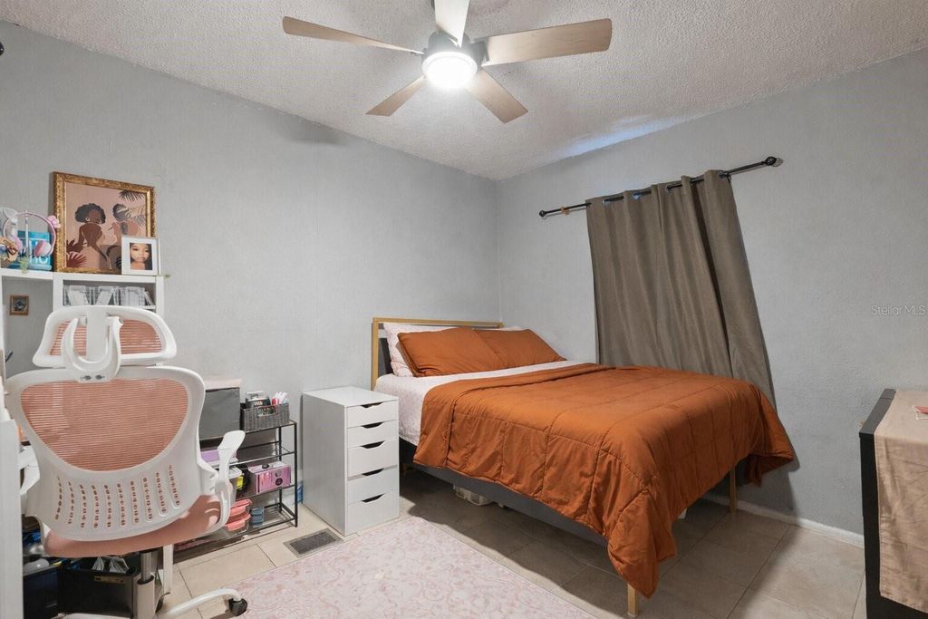 Image 8 of property listing at Address unavailable.