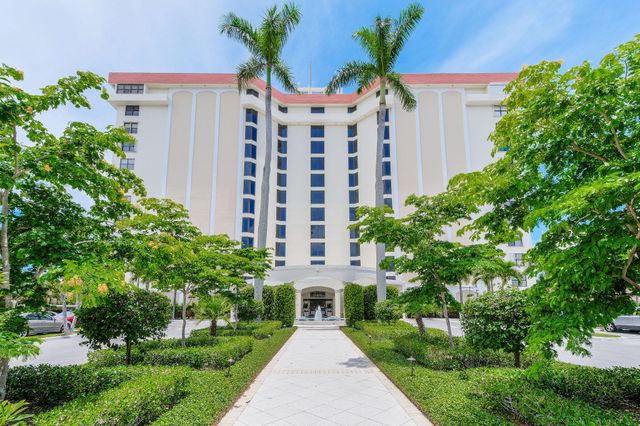 3800 Washington Road 712, West Palm Beach, FL 33405