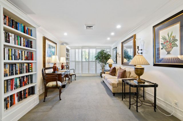 3800 Washington Road 712, West Palm Beach, FL 33405