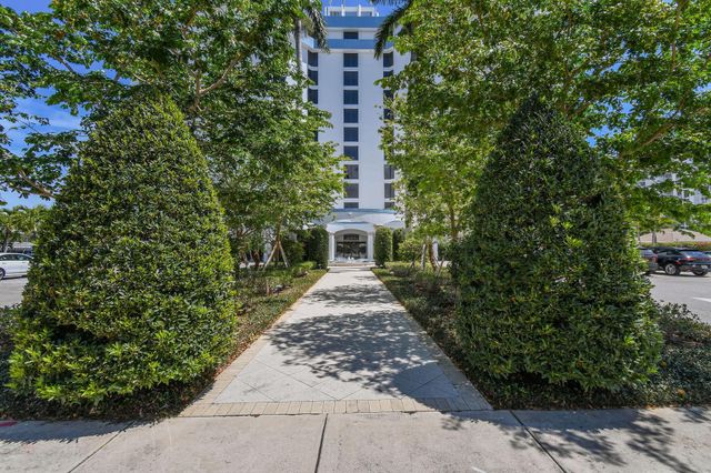 3800 Washington Road 712, West Palm Beach, FL 33405