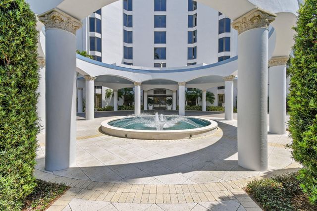 3800 Washington Road 712, West Palm Beach, FL 33405