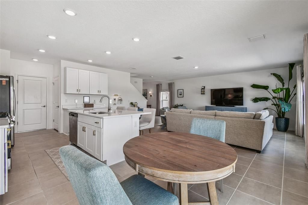 Image 15 of property listing at 11220 FIELDSTONE DRIVE, Palmetto, FL 34221