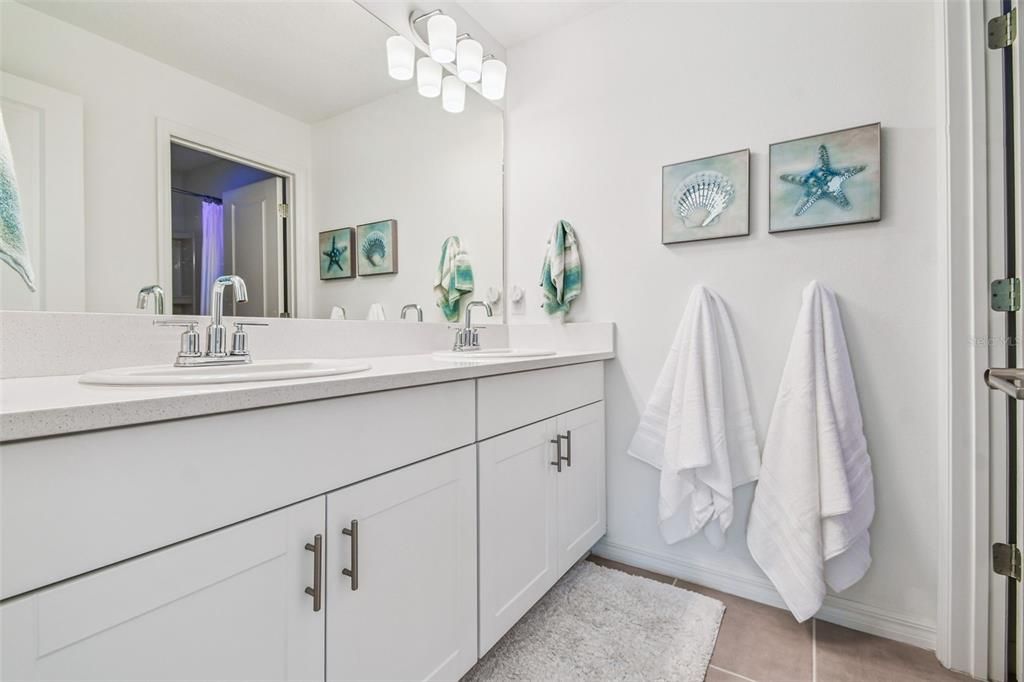 Image 37 of property listing at 11220 FIELDSTONE DRIVE, Palmetto, FL 34221