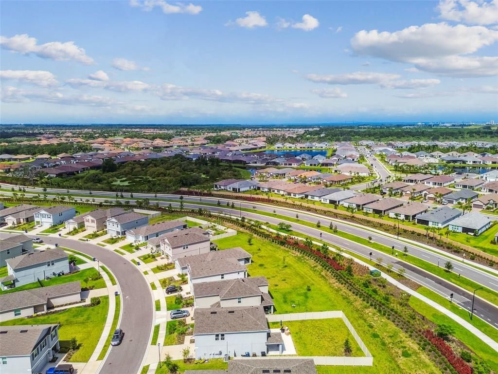Image 50 of property listing at 11220 FIELDSTONE DRIVE, Palmetto, FL 34221