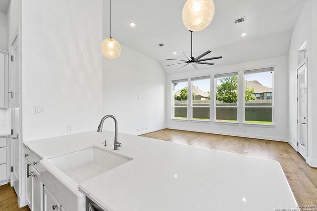 1508 Buckner Pl, San Antonio, TX 78253