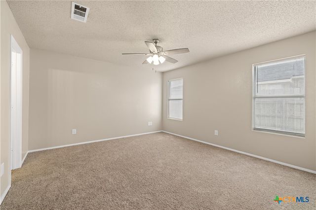4401 Stallion Drive, Killeen, TX 76549