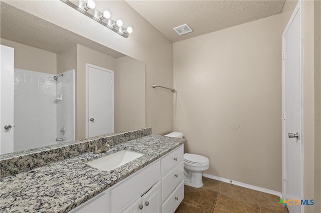4401 Stallion Drive, Killeen, TX 76549