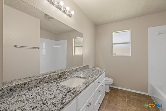 4401 Stallion Drive, Killeen, TX 76549