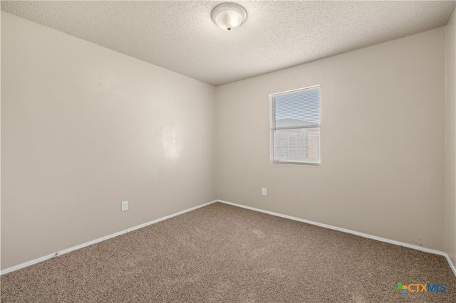 4401 Stallion Drive, Killeen, TX 76549