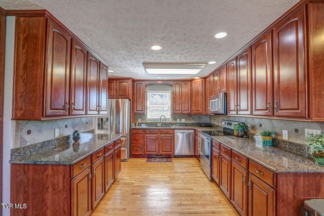 604 Snapps Ferry Road, Kingsport, TN 37663