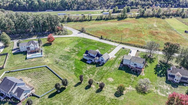 604 Snapps Ferry Road, Kingsport, TN 37663
