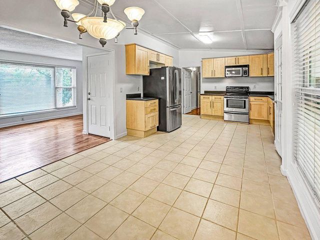 1097 Baker Lane, Marietta, GA 30062