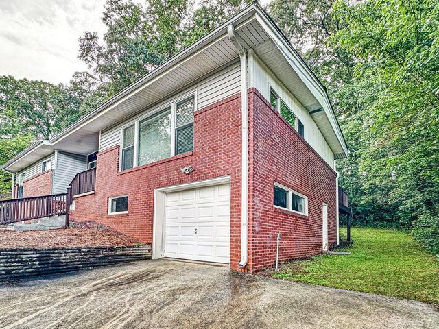 1097 Baker Lane, Marietta, GA 30062