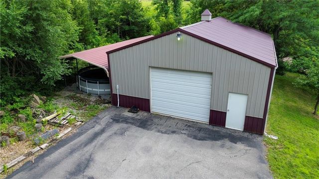 22700 E Blue Mills Road, Independence, MO 64058