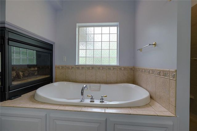 22700 E Blue Mills Road, Independence, MO 64058