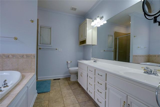 22700 E Blue Mills Road, Independence, MO 64058