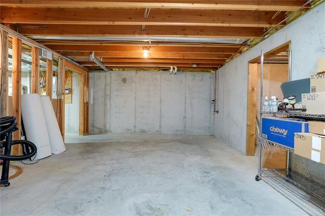 22700 E Blue Mills Road, Independence, MO 64058