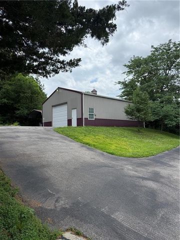 22700 E Blue Mills Road, Independence, MO 64058