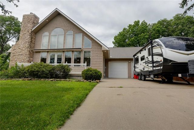 22700 E Blue Mills Road, Independence, MO 64058