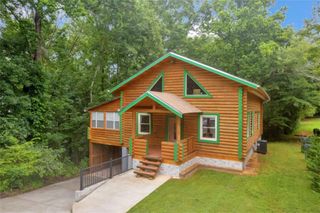 3938 Pointe N, Gainesville, GA 30506