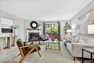 1307 Prospect Village Lane C, Ballwin, MO 63021