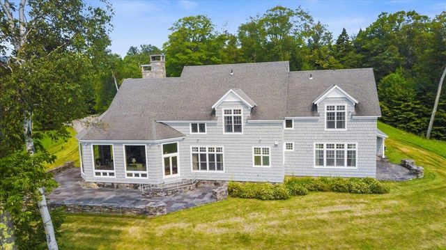 19 Old Town Road, Winhall, VT 05340