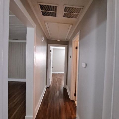 1753 S WINSTON DR, Memphis, TN 38127