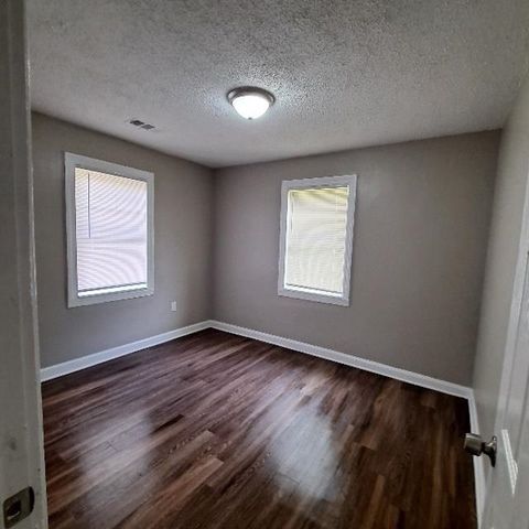 1753 S WINSTON DR, Memphis, TN 38127