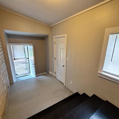 1753 S WINSTON DR, Memphis, TN 38127