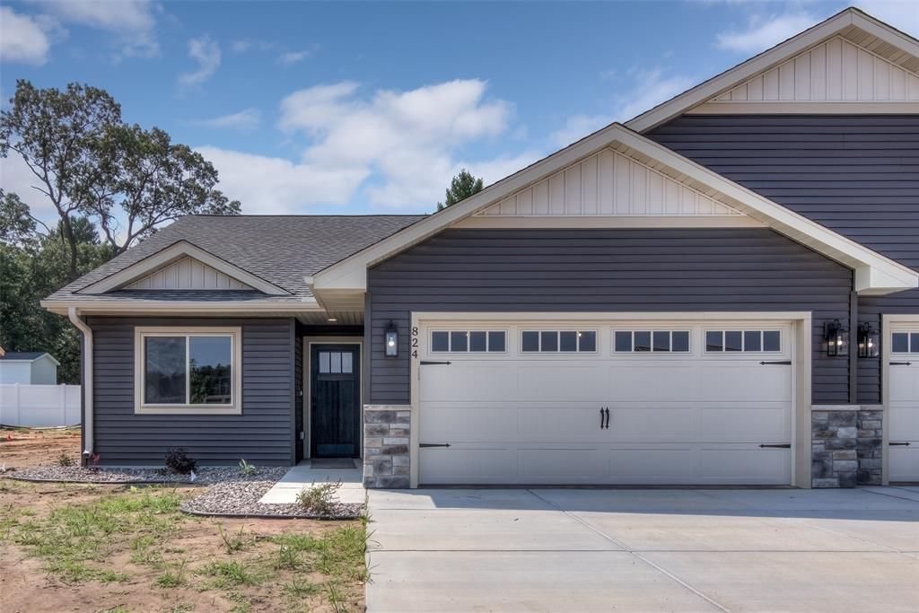 5610 Moss Trail, Eau Claire, WI 54703