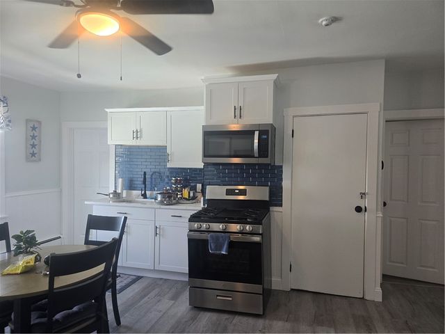59 Court Street, Bristol, RI 02809