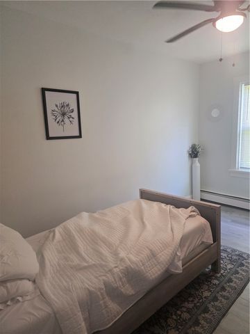 59 Court Street, Bristol, RI 02809