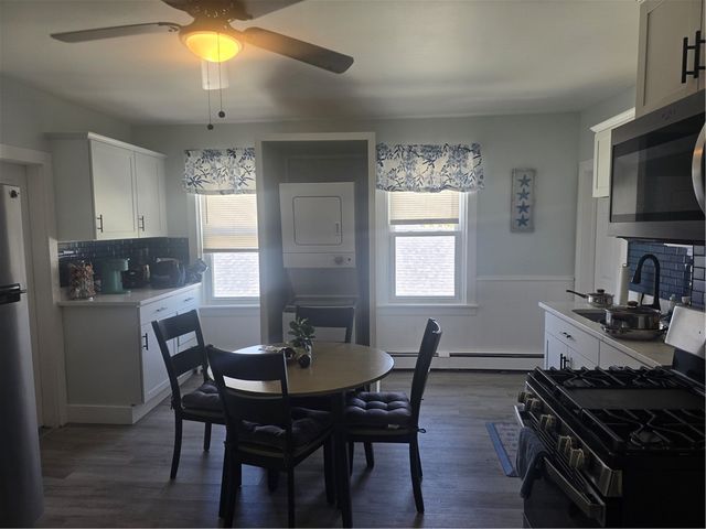 59 Court Street, Bristol, RI 02809