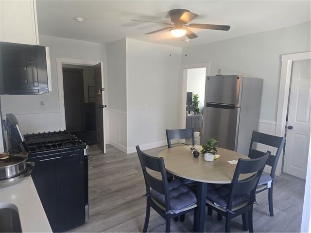 59 Court Street, Bristol, RI 02809