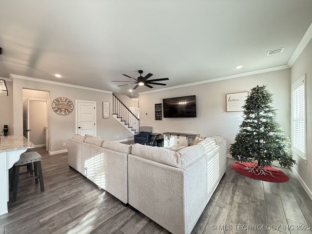 210 N 16th Street, Collinsville, OK 74021