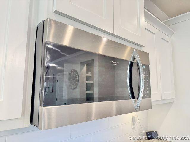 210 N 16th Street, Collinsville, OK 74021