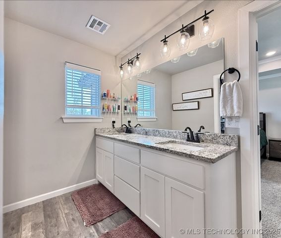 210 N 16th Street, Collinsville, OK 74021