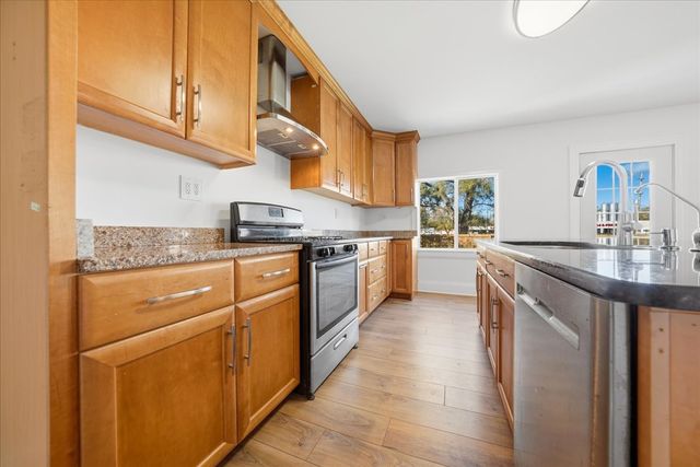 317 E Dearborn Street, Plano, IL 60545