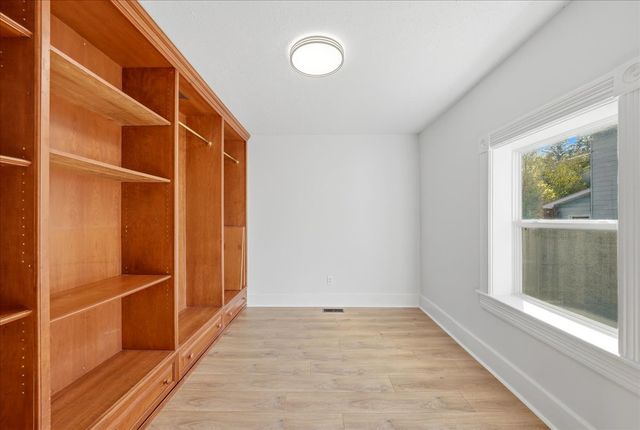 317 E Dearborn Street, Plano, IL 60545