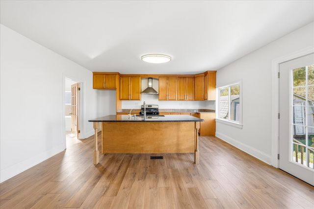 317 E Dearborn Street, Plano, IL 60545