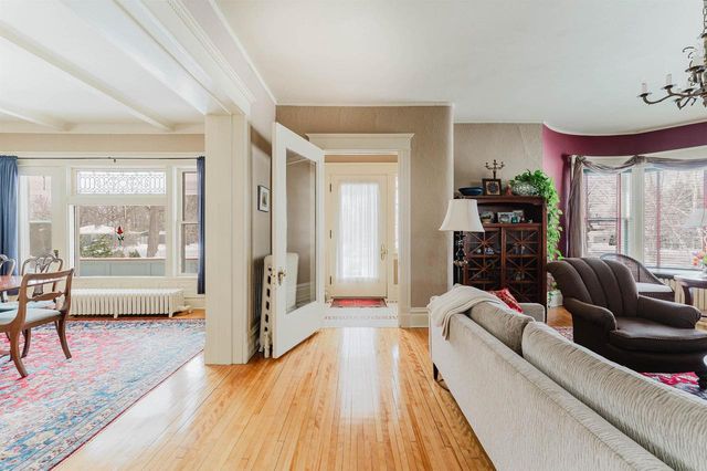 1552 ALGOMA BOULEVARD, Oshkosh, WI 54901