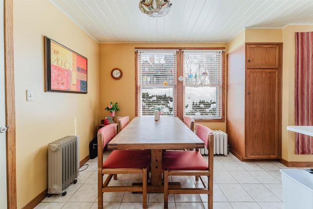 1552 ALGOMA BOULEVARD, Oshkosh, WI 54901